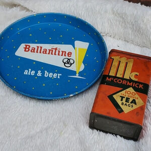 Rustic vintage Decor tins‎